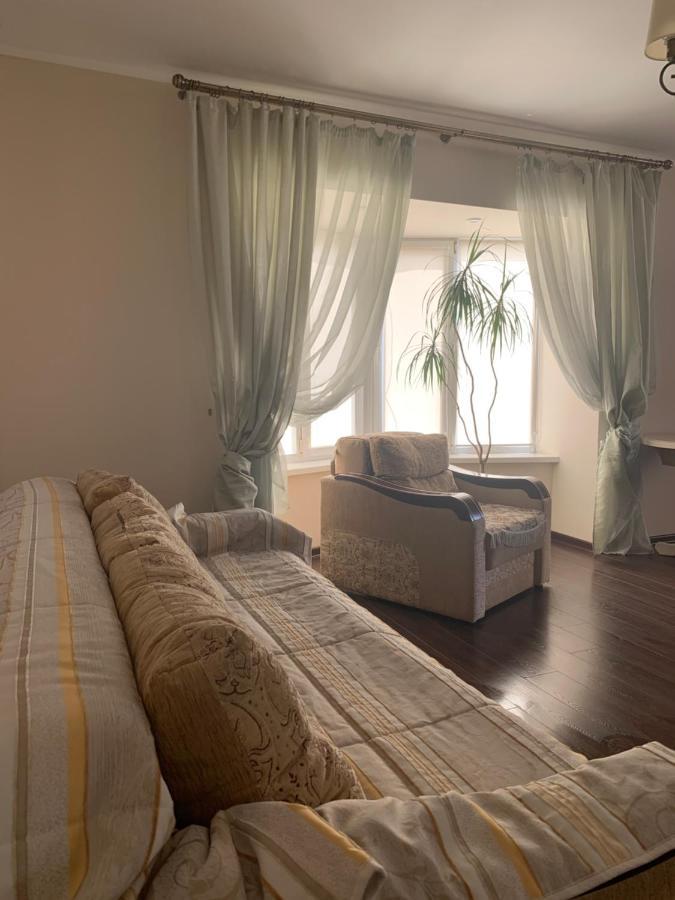 Great Apartment In The City Centre Ивано-Франковск Экстерьер фото
