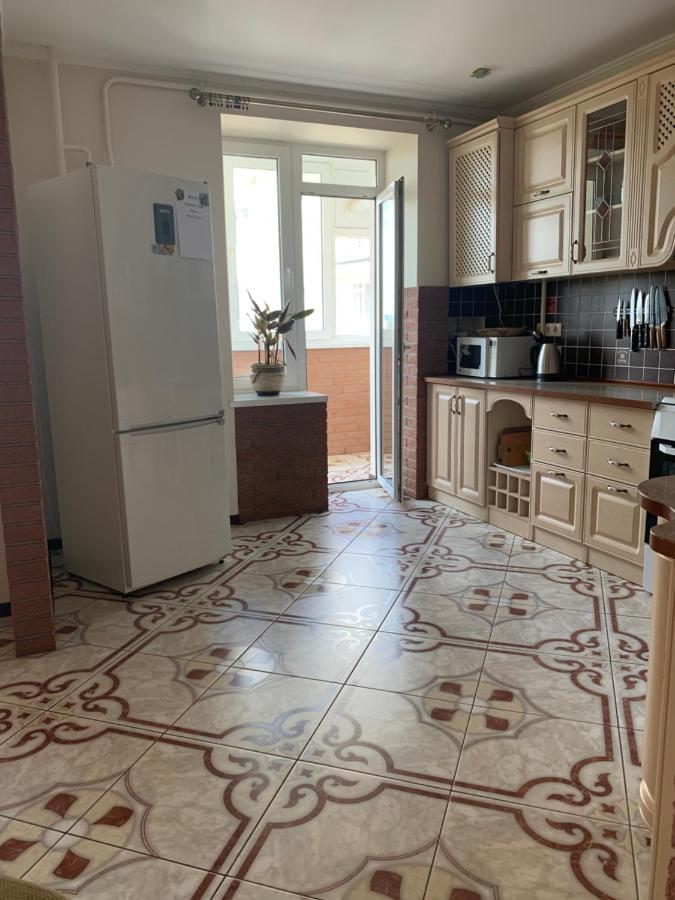 Great Apartment In The City Centre Ивано-Франковск Экстерьер фото