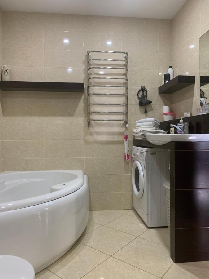 Great Apartment In The City Centre Ивано-Франковск Экстерьер фото